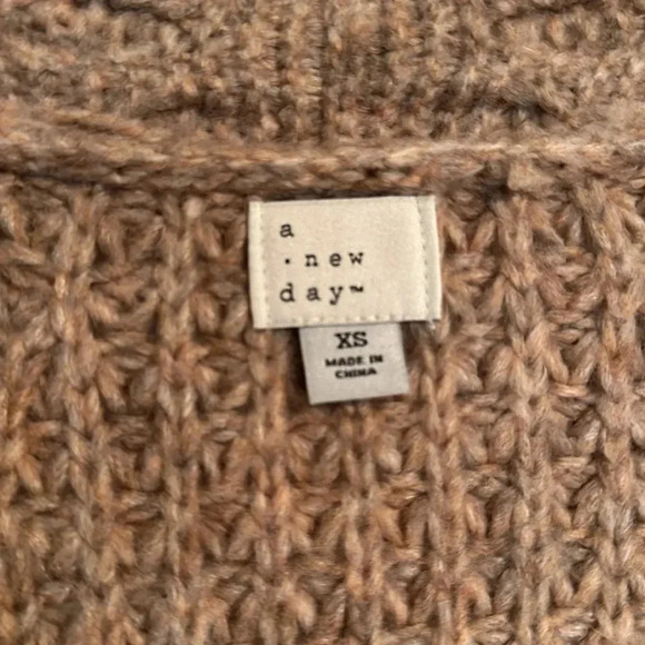A new day tan cardigan size XS - Picture 4 of 4